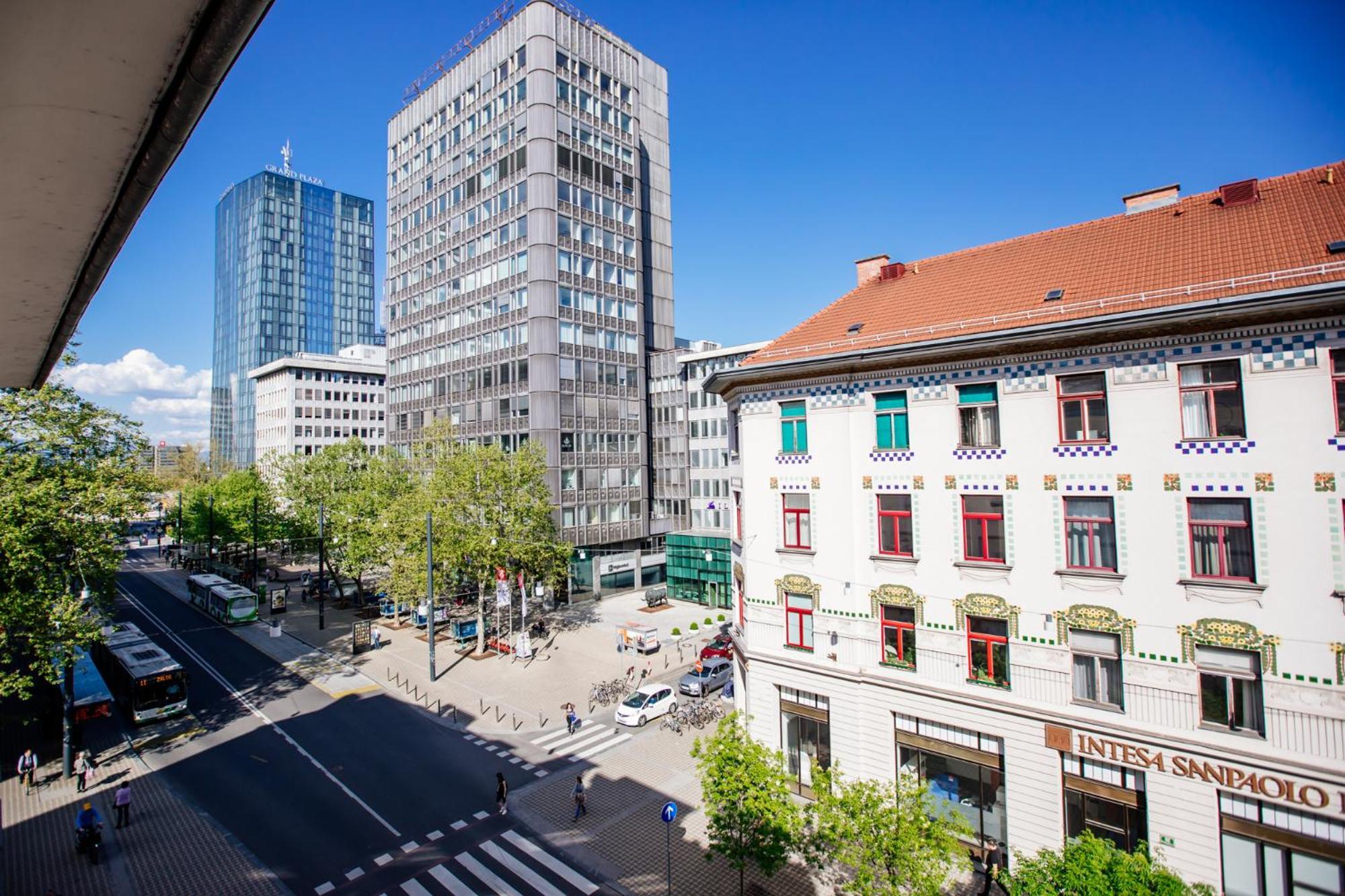 Central View Point Apartment Ljubljana Exteriör bild
